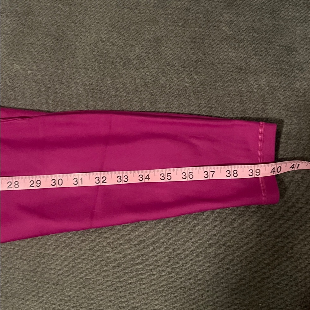 lululemon athletica Magenta Leggings - Picture 12 of 14